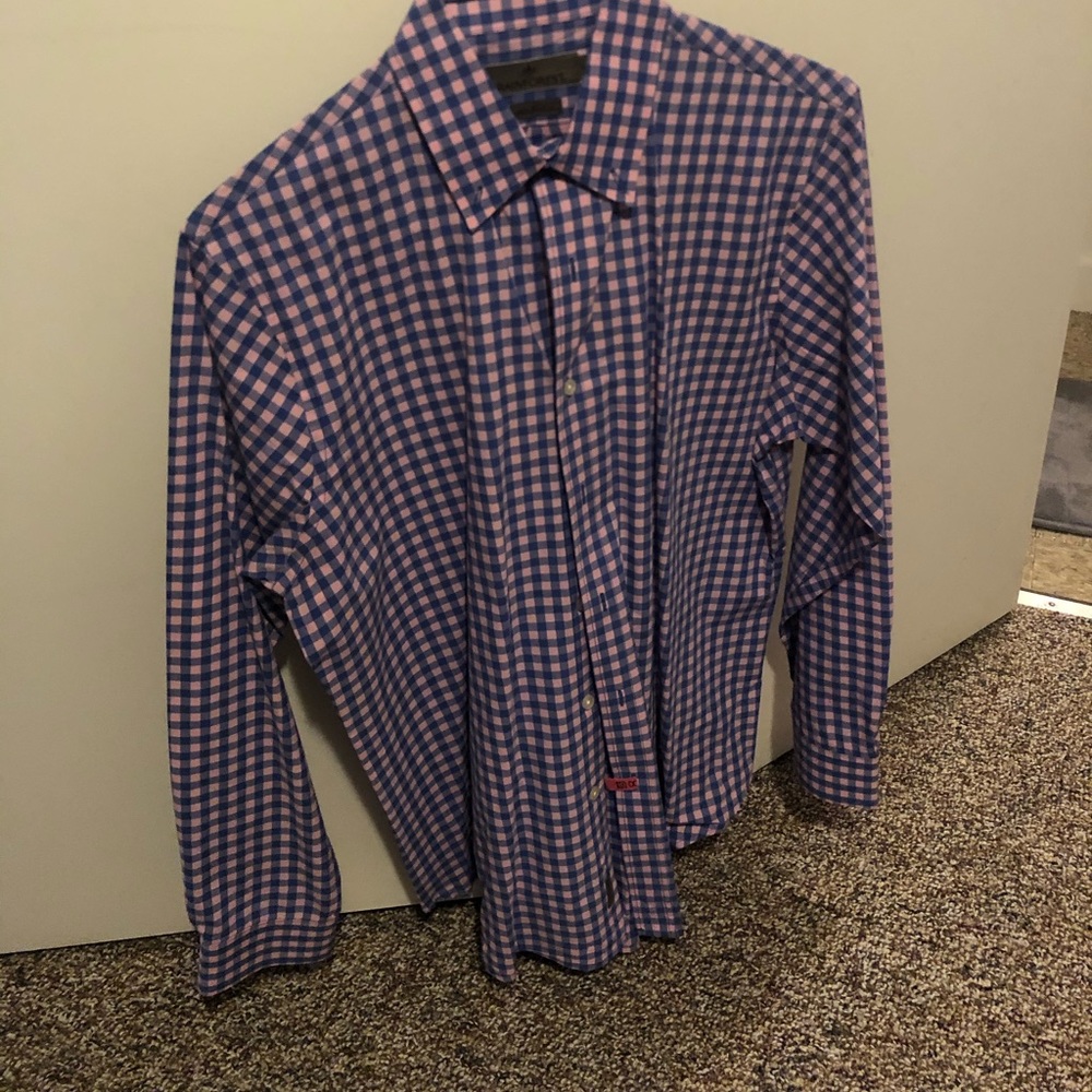 Men’s brand new Rainforest button down.